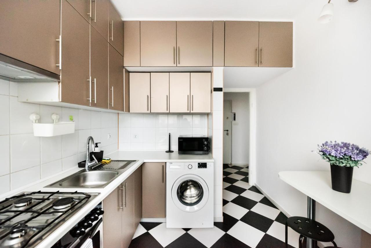 Superior Metro Centrum Apartment Warsaw Exterior photo